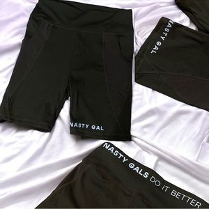 New Nasty Gal Logo Bike Shorts Wide Waistband Black White Small 4 XS Biker NWOT
